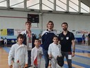 Il tecnico Mandarini con i piccoli allievi alle Festa dei Bimbi