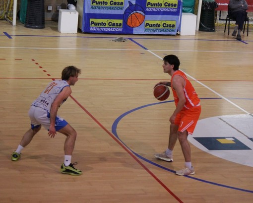 DR1, colpo esterno SBA: Asti espugna Carmagnola in Gara 1 DR1, colpo esterno SBA: Asti espugna Carmagnola in Gara 1