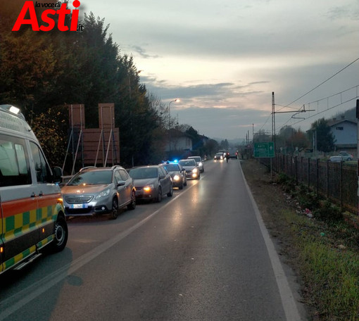 Incidente alle porte di Nizza Monferrato: auto in testa-coda, ferita una giovane e lunghe code Incidente alle porte di Nizza Monferrato: auto in testa-coda, ferita una giovane e lunghe code