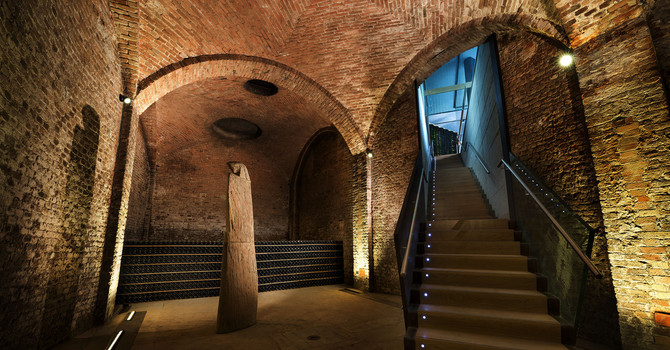 Uno scorcio delle splendide cantine Bosca Uno scorcio delle splendide cantine Bosca