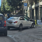Asti: schianto tra due auto  all'incrocio tra corso Dante e corso Milano: traffico in tilt