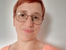 “Eredità di cenere – Oltre le mura di Arta”: il fantasy romance che rivela la nuova voce astigiana, Alissa Turner