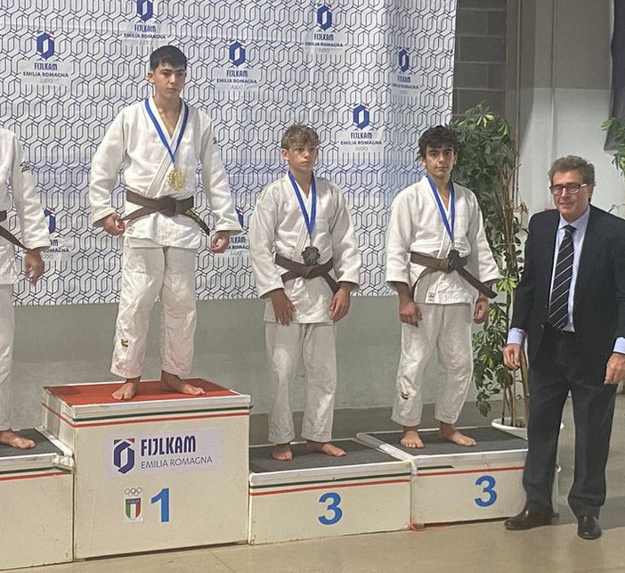 L'atleta astigiano sul podio