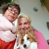 Linda (a sinistra) e Emanuela Pines - Immagine tratta dal profilo Facebook di quest'ultima