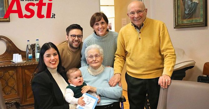 La famiglia Fassi (alle spalle di Pina e Piero la figlia Maura)