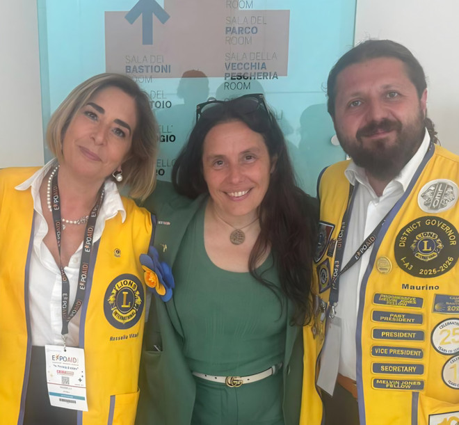 il ministro Alessandra Locatelli con Mauro Imbrenda e Rossella Vitali, presidente nazionale Lions.