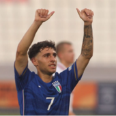 Luis Hasa con la maglia della nazionale U19