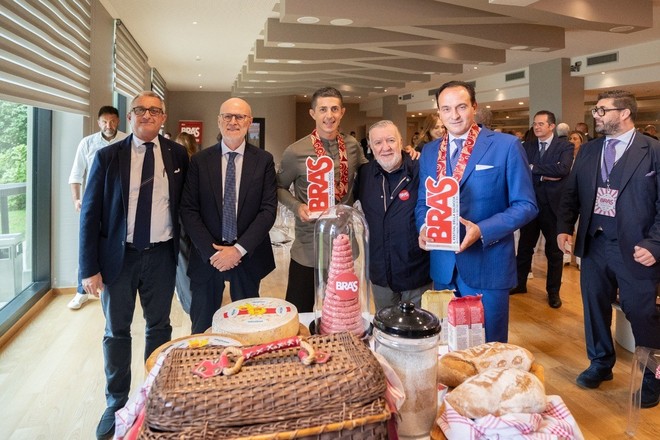 Bra’s 2026: Mammoliti, Cirio e Lollobrigida ambassador a La Rei Natura di Serralunga d’Alba Bra’s 2026: Mammoliti, Cirio e Lollobrigida ambassador a La Rei Natura di Serralunga d’Alba