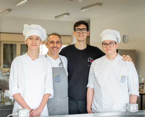 Lorenzo Basilio e Luca Mitev, lo chef Gino Minacapilli e Giacomo Bianco