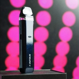 Note di testa, corpo e fondo: come si struttura un profilo aromatico nei liquidi per e-cig