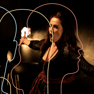Un aperitivo tra le emozioni e una Carmen che fa tremare: sabato di grande teatro ad Asti