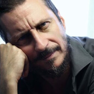 Moncalvo apre la stagione di prosa con Luca Bizzarri Moncalvo apre la stagione di prosa con Luca Bizzarri