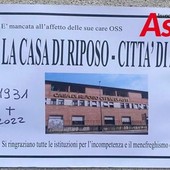 Uno dei finti manifesti funebri affissi dagli ex dipendenti nei giorni della chiusura definitiva della struttura (ph. Merfephoto - Efrem Zanchettin)