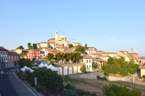 Montegrosso d'Asti, rinviata a domani l'inaugurazione di "Divin Mongross"