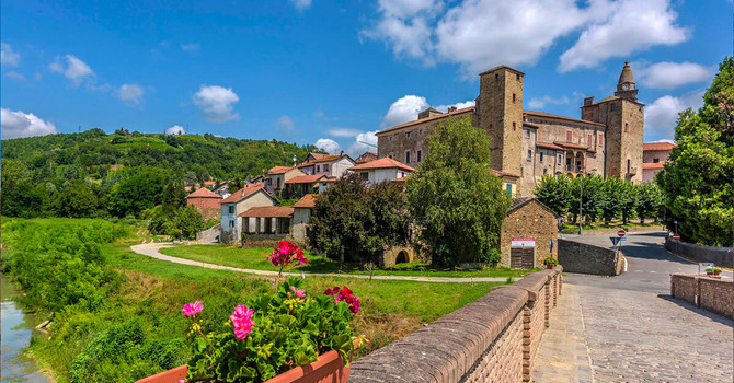 Domenica di storia, arte e sapori al castello di Monastero Bormida Domenica di storia, arte e sapori al castello di Monastero Bormida
