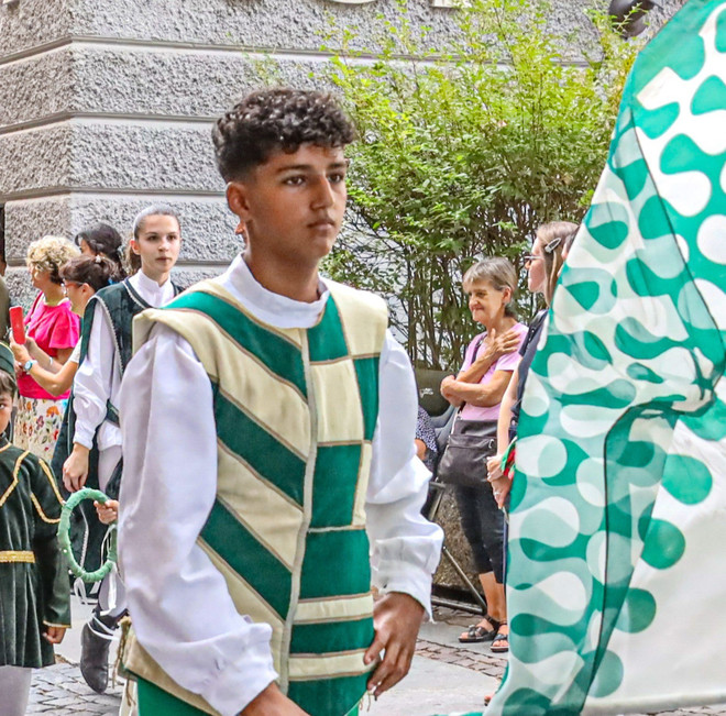 Marco Farinella, giovane vittima del tragico incidente, ritratto da Merfephoto - Efrem Zanchettin, in occasione della Sfilata del Bambini del 2024