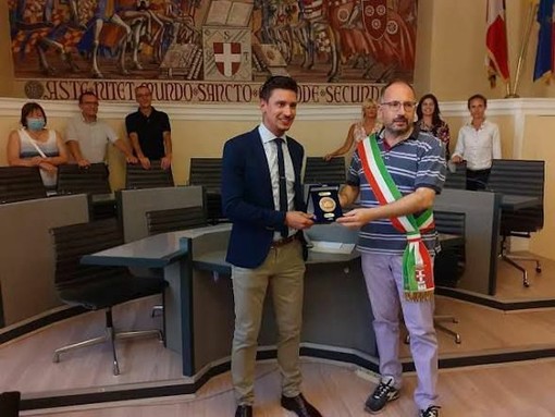 Massasso al ricevimento del sigillo nel 2020