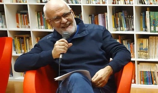 "Vedrai com'è bello" arriva a Canelli domenica 12 luglio: canzoni e letture per un viaggio nell'Italia del dopoguerra e del boom economico "Vedrai com'è bello" arriva a Canelli domenica 12 luglio: canzoni e letture per un viaggio nell'Italia del dopoguerra e del boom economico
