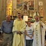 Don Baviera con i genitori e il vescovo Prastaro