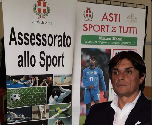 Un immagine d'archivio di Mario Bovino, risalente a quando era assessore allo Sport