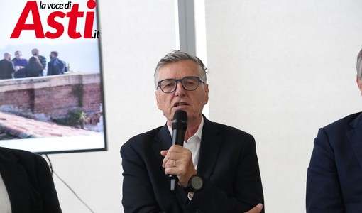Mario Sacco: "Mi opporrò con tutte le mie forze alla possibile vendita della Banca" Mario Sacco: "Mi opporrò con tutte le mie forze alla possibile vendita della Banca"