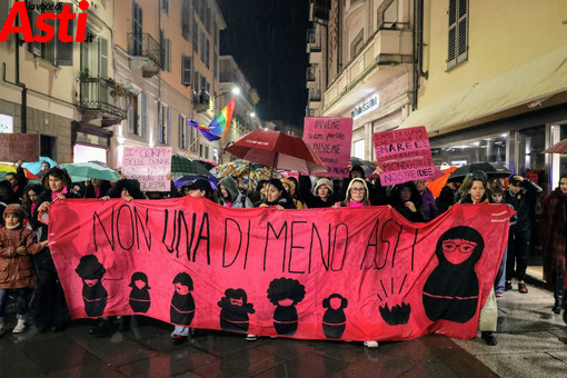 Un'immagine della manifestazione di NUDM dell'8 marzo 2024