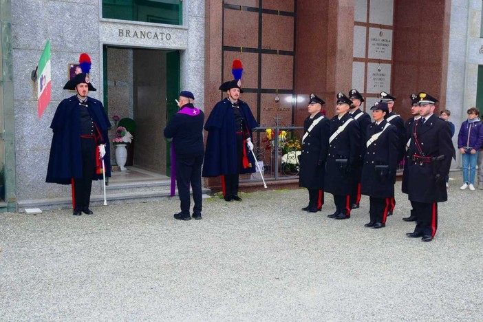 Un momento della cerimonia Un momento della cerimonia