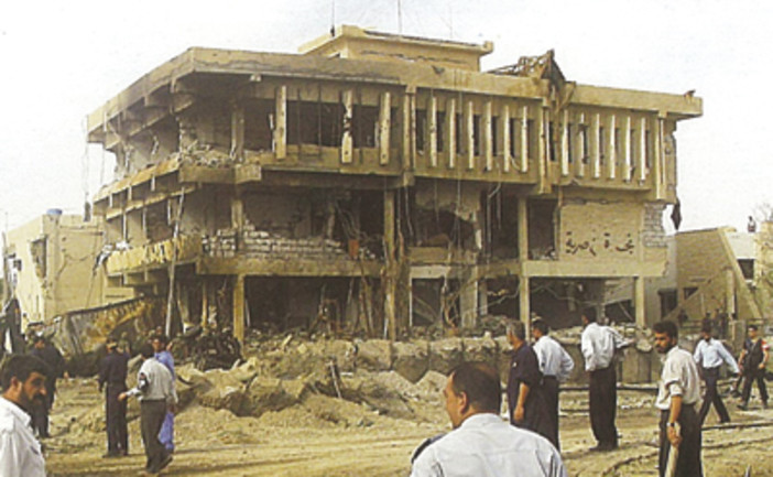 La palazzina distrutta dall'esplosione (foto tratta dal sito dell'Arrma dei Carabinieri)