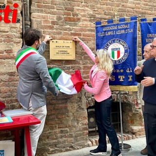 L'inaugurazione della targa del "Cammino dei Campioni" L'inaugurazione della targa del "Cammino dei Campioni"