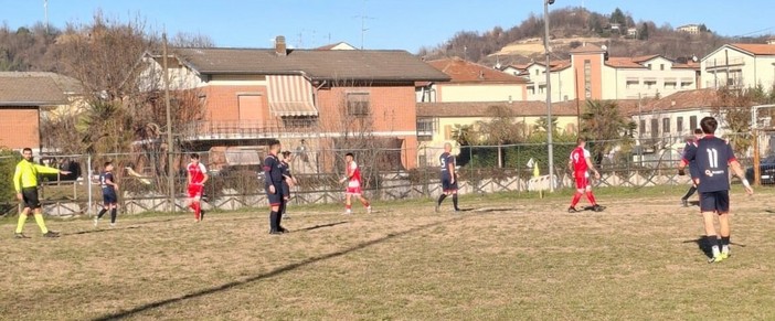 Moncalvo corsaro nel derby: Hajdini firma il successo e la vetta si avvicina