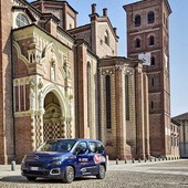 Il pulmino amico di Astro Il pulmino amico di Astro