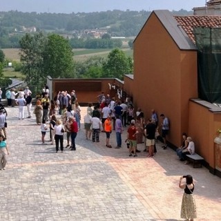 Un'immagine estiva di piazza delle Donne Un'immagine estiva di piazza delle Donne