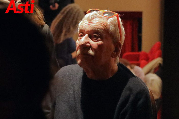 Paolo Conte in un recente scatto realizzato da Merfephoto - Efrem Zanchettin al Teatro Alfieri Paolo Conte in un recente scatto realizzato da Merfephoto - Efrem Zanchettin al Teatro Alfieri