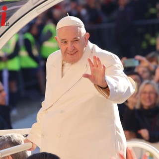 Un'immagine della visita astigiana di papa Francesco (Ph. Merfephoto - Efrem Zanchettin, tutti i diritti riservati)