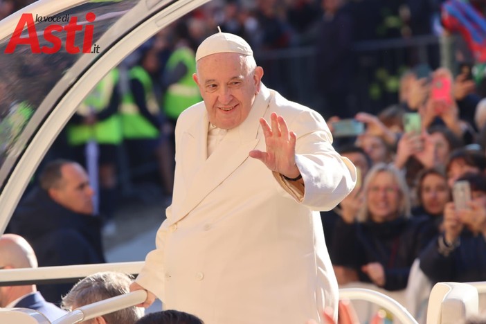 Un'immagine della visita astigiana di papa Francesco (Ph. Merfephoto - Efrem Zanchettin, tutti i diritti riservati)