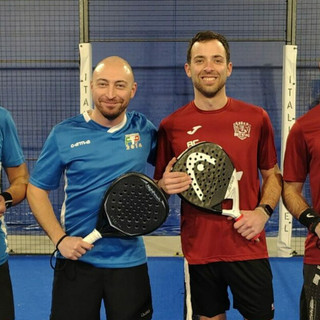 Montalbano e Zanini (F.T.P. Soc. Coop.) vs Concetti A. e Concetti M. (Net King Padel) protagonisti del primo set nella gara di venerdì 13 marzo al Waya Padel Club Montalbano e Zanini (F.T.P. Soc. Coop.) vs Concetti A. e Concetti M. (Net King Padel) protagonisti del primo set nella gara di venerdì 13 marzo al Waya Padel Club