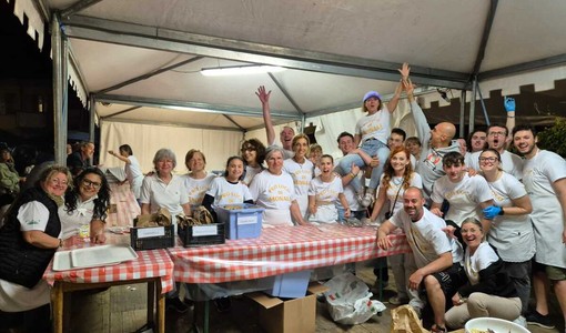 La pro loco di Monale pronta alla festa (Foto dall'edizione precedente) La pro loco di Monale pronta alla festa (Foto dall'edizione precedente)