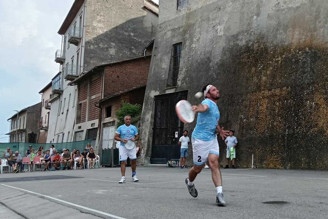 Tamburello a muro, grande festa a teatro per i campioni 2025 Tamburello a muro, grande festa a teatro per i campioni 2025