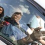 Mario Roggero arriva al carcere di Bollate (foto Adnkronos)