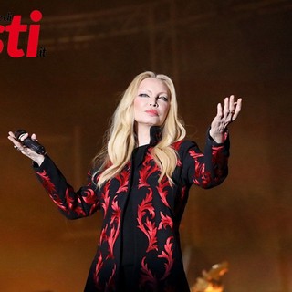 Patty Pravo in alcuni scatti realizzati durante il concerto