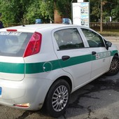 Scontro, in corso Alba, tra due moto e una Jeep, feriti in modo lieve due ragazzi
