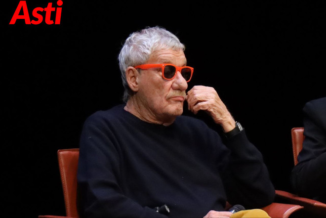 Il maestro Conte alla presentazione della mostra Il maestro Conte alla presentazione della mostra