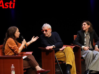 Alcune immagini dell'incontro al Teatro Alfieri (MerfePhoto) Alcune immagini dell'incontro al Teatro Alfieri (MerfePhoto)
