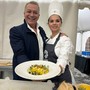 L'assessore regionale Paolo Bongioanni e la chef cuneese Silvana Musej L'assessore regionale Paolo Bongioanni e la chef cuneese Silvana Musej