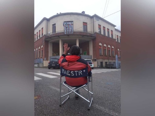 Il caso della famiglia nel bosco in Abruzzo riporta al dibattito su Monaca e il metodo “Bimbisvegli”