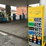 Il prezzo dei carburanti "serviti" stamane a Cuneo al distributore Eni di Madonna dell'Olmo. Un prezzo che, purtroppo, i gestori sono costretti ad applicare dalla compagnia petrolifera