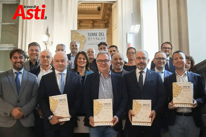 Le immagini della presentazione (Merphefoto) Le immagini della presentazione (Merphefoto)
