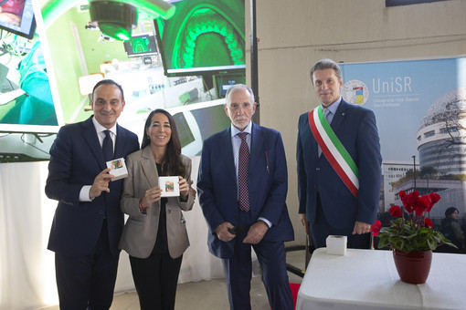 In foto: il presidente della Regione Piemonte, Alberto Cirio, la vicepresidente del Senato, Licia Ronzulli, il professor Enrico Gherlone, rettore dell'Università Vita-Salute San Raffaele e il sindaco di Montiglio Monferrato, Dimitri Tasso