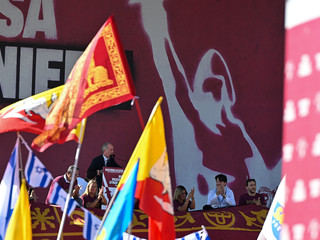 La Lega riunita a Pontida (foto di Alessandro Galbiati) La Lega riunita a Pontida (foto di Alessandro Galbiati)