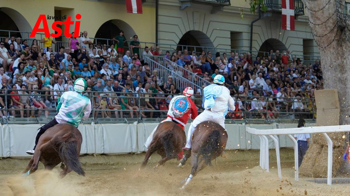 Il borsino del Palio: Tanaro davanti, ma dietro è bagarre Il borsino del Palio: Tanaro davanti, ma dietro è bagarre